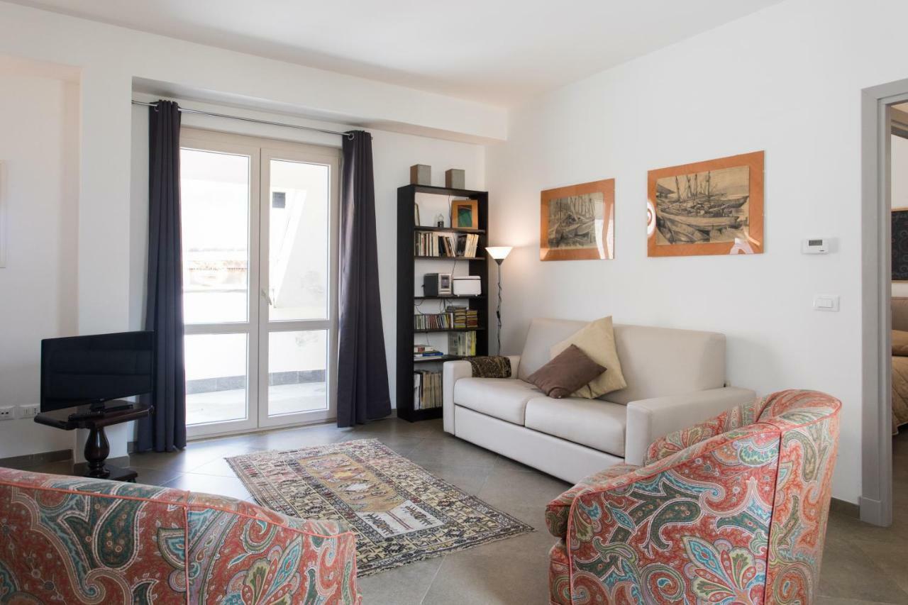 Overseas - Penthouse - Appartamento Attico - Palazzo San Matteo - ปาแลร์โม ภายนอก รูปภาพ