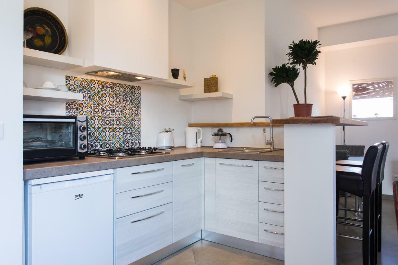 Overseas - Penthouse - Appartamento Attico - Palazzo San Matteo - ปาแลร์โม ภายนอก รูปภาพ