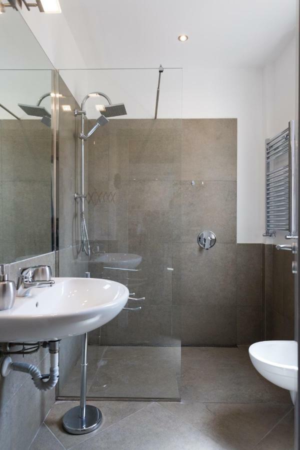 Overseas - Penthouse - Appartamento Attico - Palazzo San Matteo - ปาแลร์โม ภายนอก รูปภาพ