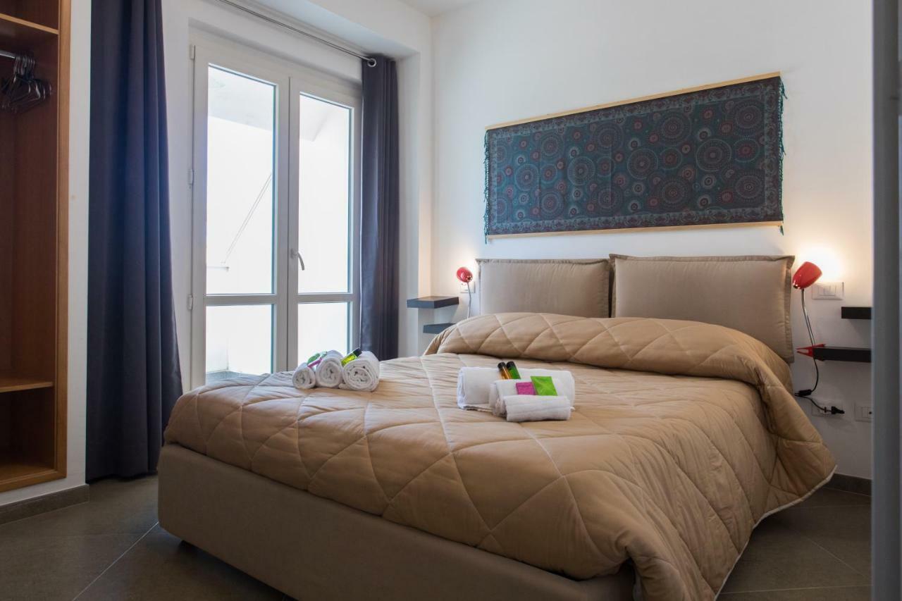 Overseas - Penthouse - Appartamento Attico - Palazzo San Matteo - ปาแลร์โม ภายนอก รูปภาพ